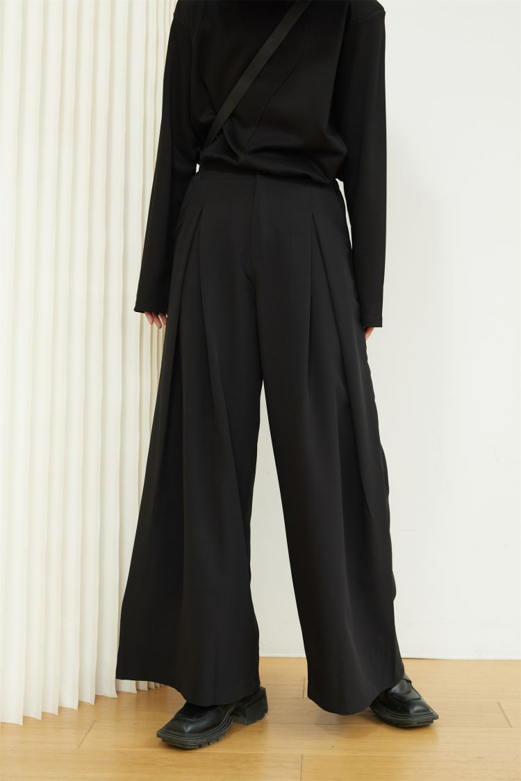 OKINE*日本未入荷 プリーツデザイン ドレープパンツ/スラックス