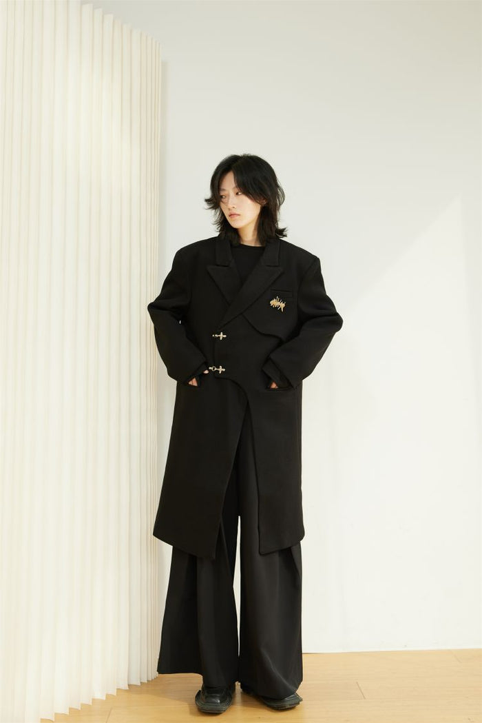 メタルバックルアシンメトリーロングコート – QLOMONO